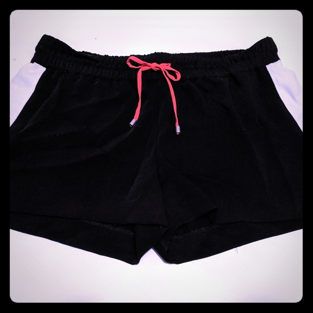 Dressy shorts with athleisure vibe by Rachel Roy